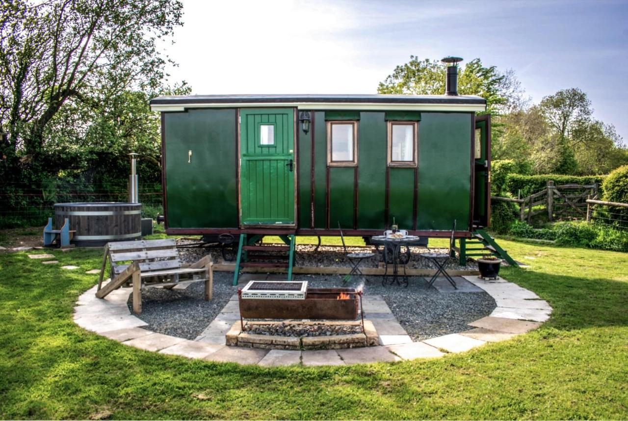 Villa Dotties Retreat Combe Martin Exterior foto